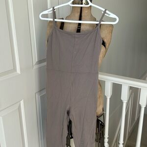 Aritzia Wilfred Size S Jumpsuit